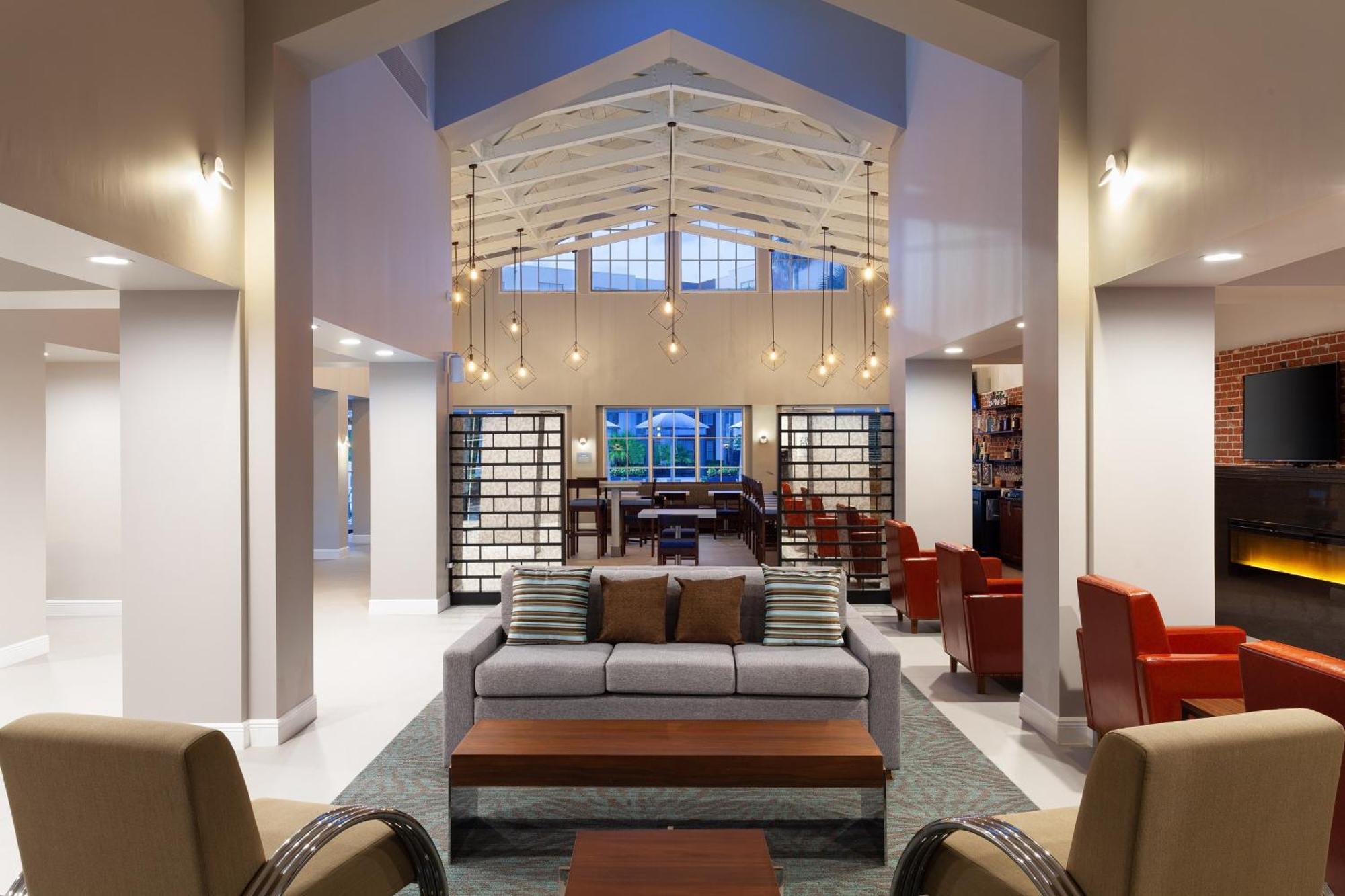 Four Points By Sheraton Orlando Convention Center Williamsburg Exterior foto